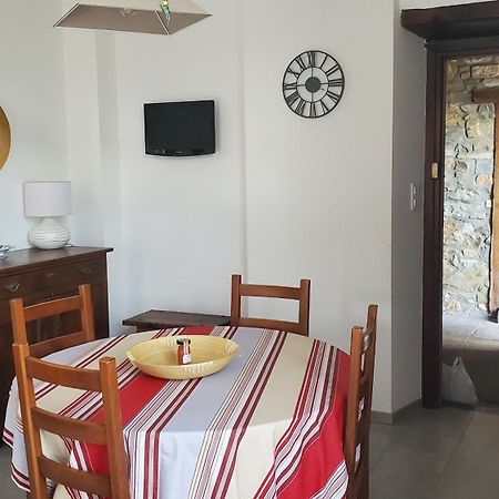 Logement Calme Et Authentique A เอสเพอแลต ภายนอก รูปภาพ