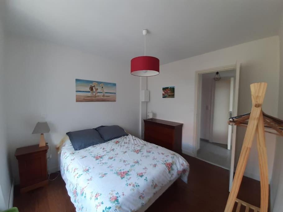 Logement Calme Et Authentique A เอสเพอแลต ภายนอก รูปภาพ