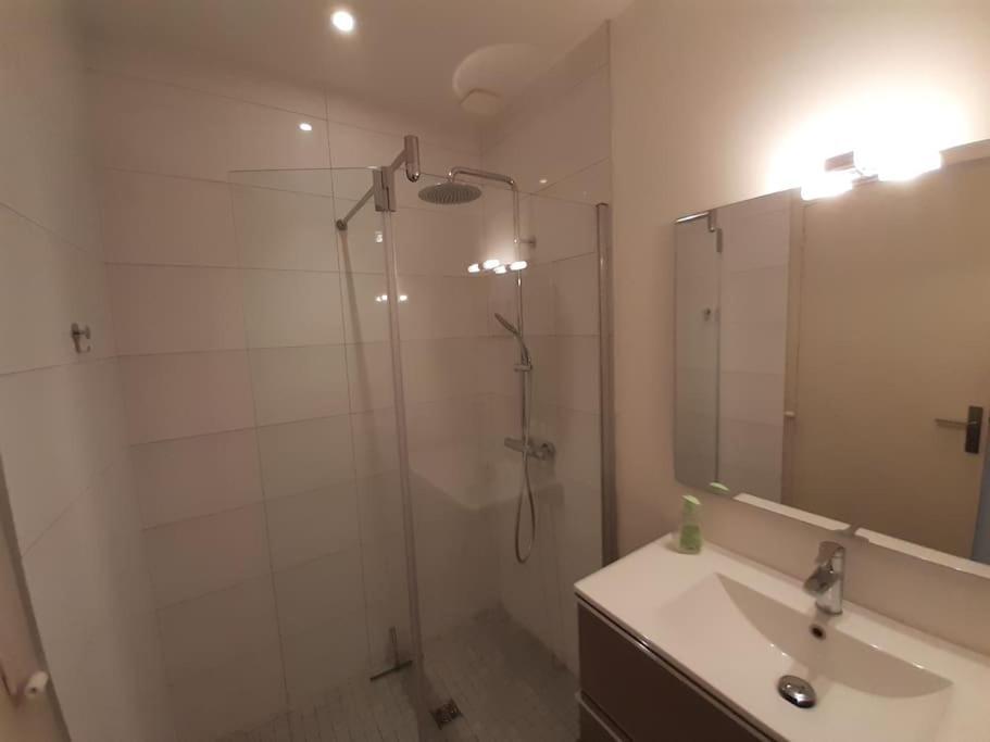 Logement Calme Et Authentique A เอสเพอแลต ภายนอก รูปภาพ