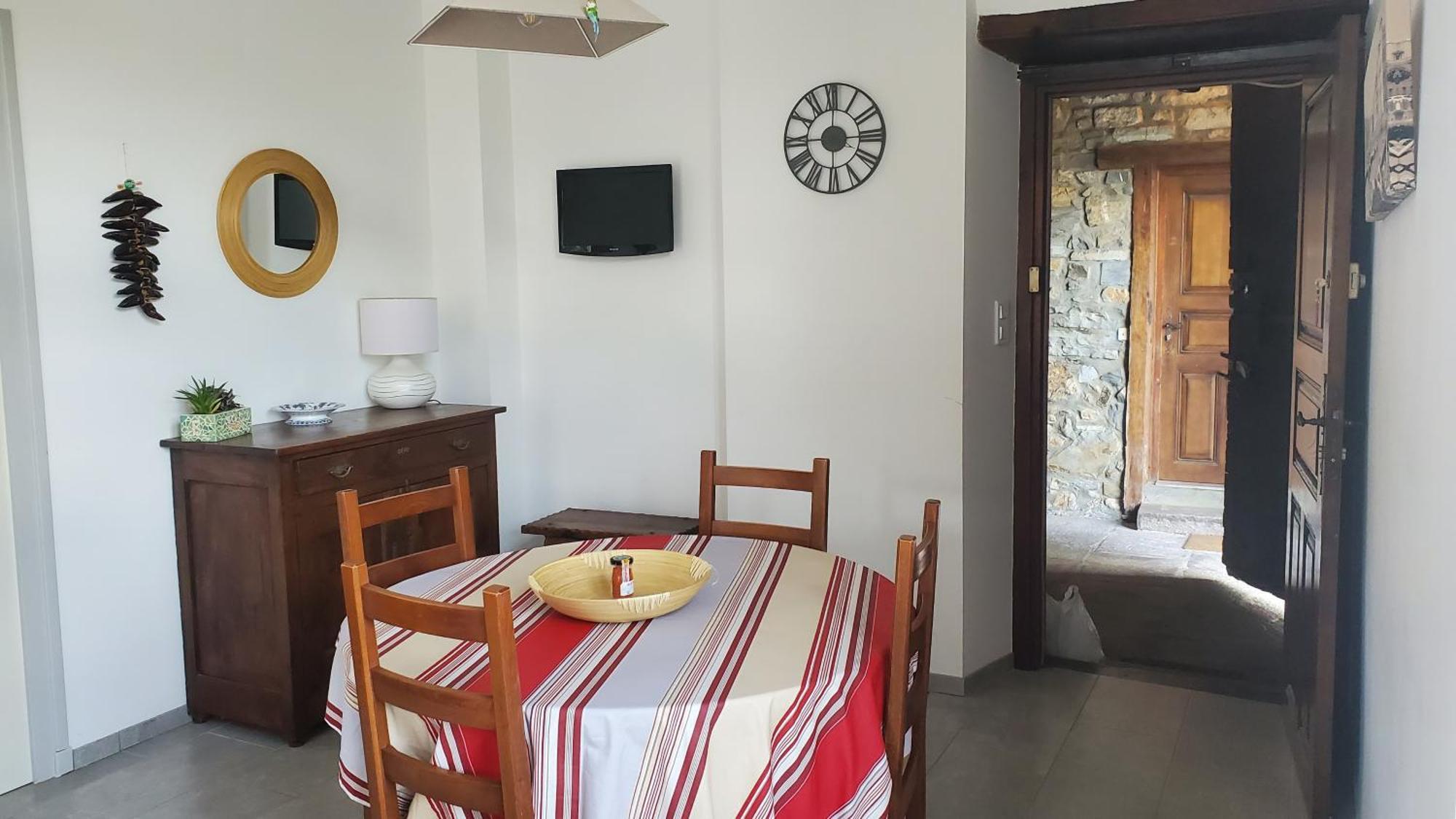 Logement Calme Et Authentique A เอสเพอแลต ภายนอก รูปภาพ